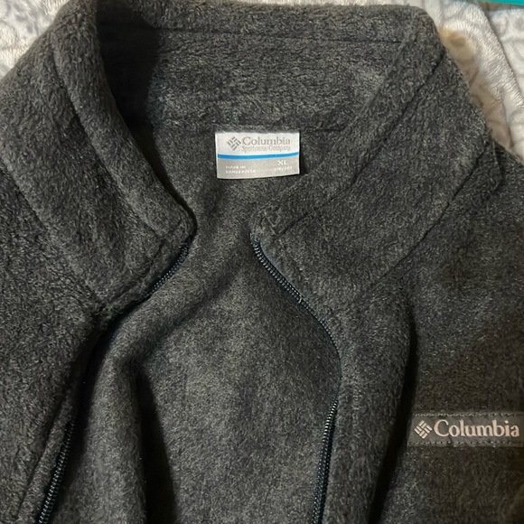 Boys XL 18/20 Columbia Grey soft cest - Picture 3 of 4